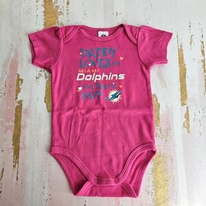 NFL Team Apparel 3-6 Months Miami Dolphins Pink Baby Onesie Bodysuit